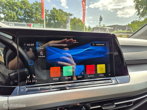 Volkswagen Golf 1.5 eTSI DSG, Digi Dash, Sfeer, Carplay, ACC