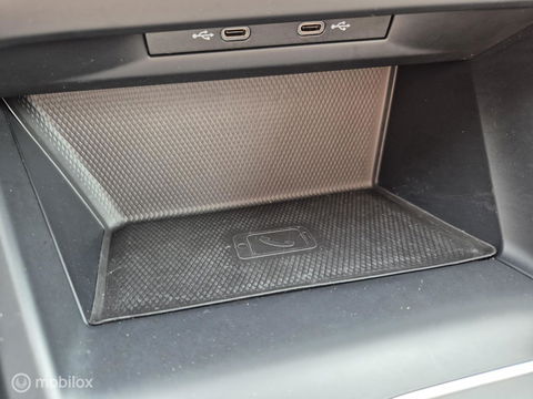 Volkswagen Golf 1.5 eTSI DSG, Digi Dash, Sfeer, Carplay, ACC