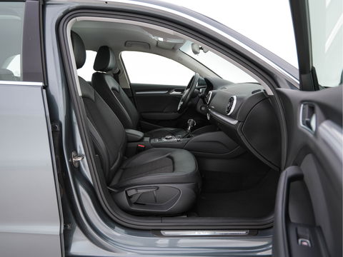 Audi A3 Sportback 1.4 TFSI Ambiente Pro Line Plus g-tron Aut. *1/2LEATHER | XENON | NAVI-FULLMAP | COMFORT-SEATS | ECC | PDC | CRUISE | 16''ALU | TOWBAR*