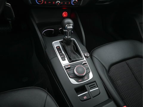 Audi A3 Sportback 1.4 TFSI Ambiente Pro Line Plus g-tron Aut. *1/2LEATHER | XENON | NAVI-FULLMAP | COMFORT-SEATS | ECC | PDC | CRUISE | 16''ALU | TOWBAR*