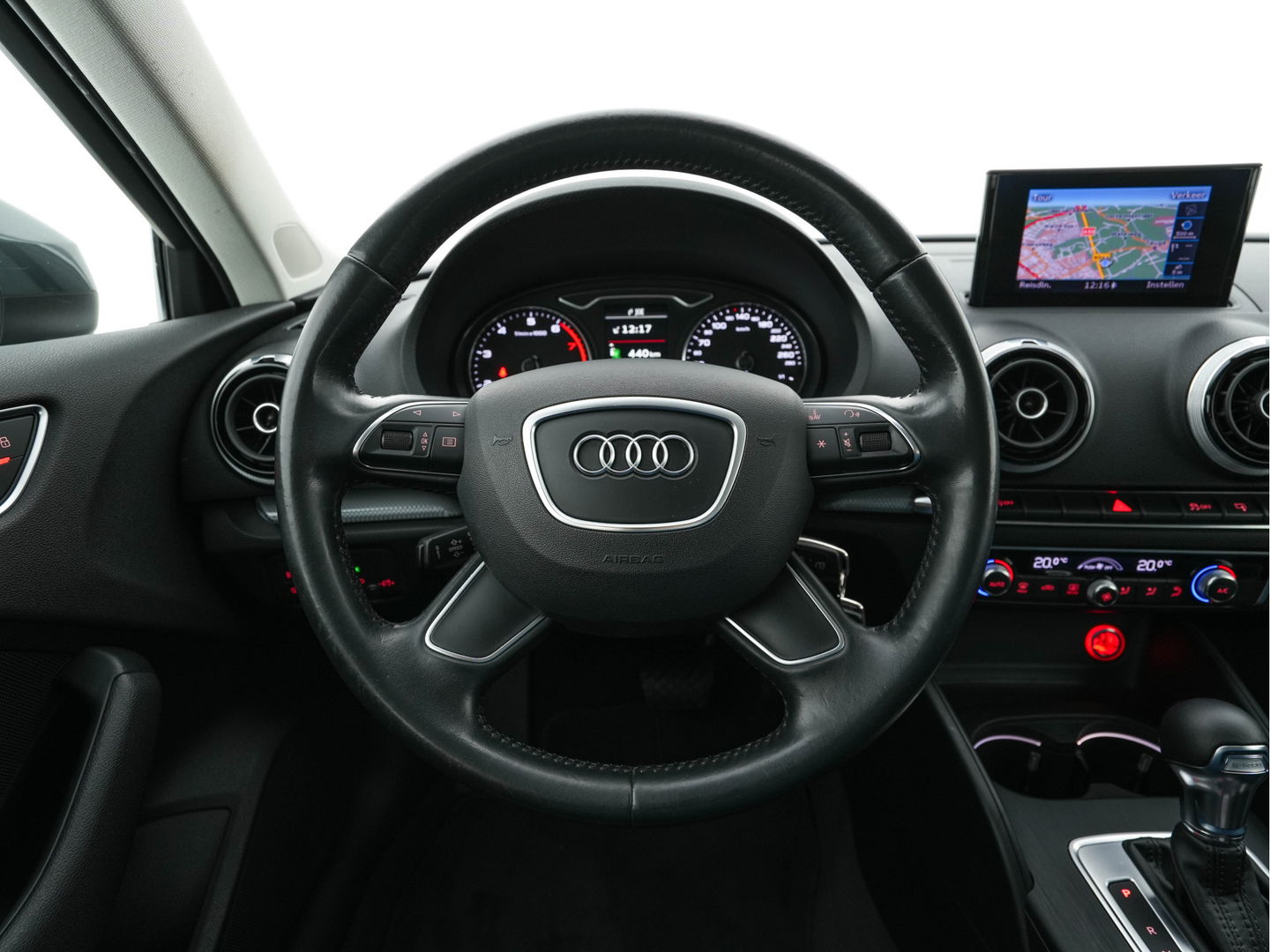 Audi A3 Sportback 1.4 TFSI Ambiente Pro Line Plus g-tron Aut. *1/2LEATHER | XENON | NAVI-FULLMAP | COMFORT-SEATS | ECC | PDC | CRUISE | 16''ALU | TOWBAR*