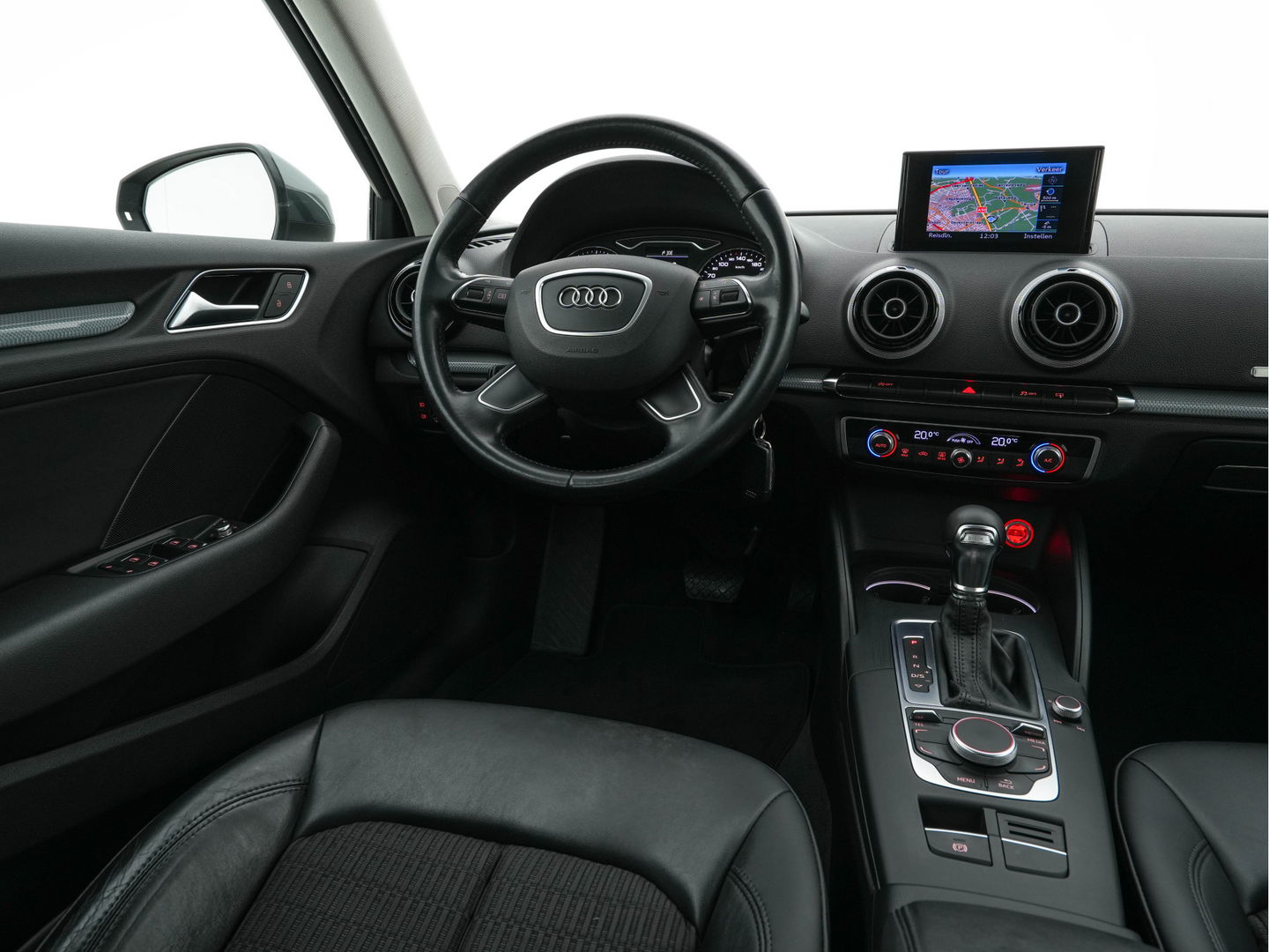 Audi A3 Sportback 1.4 TFSI Ambiente Pro Line Plus g-tron Aut. *1/2LEATHER | XENON | NAVI-FULLMAP | COMFORT-SEATS | ECC | PDC | CRUISE | 16''ALU | TOWBAR*