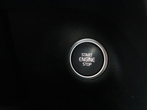 Volvo XC40 1.5 T4 Recharge Inscription Expression | Camera | Carplay | Navigatie | Keyless | Full LED | Climate control | Verwarmde voorruit | Cruise control | PHEV