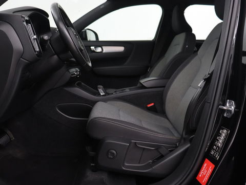Volvo XC40 1.5 T4 Recharge Inscription Expression | Camera | Carplay | Navigatie | Keyless | Full LED | Climate control | Verwarmde voorruit | Cruise control | PHEV