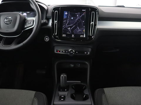 Volvo XC40 1.5 T4 Recharge Inscription Expression | Camera | Carplay | Navigatie | Keyless | Full LED | Climate control | Verwarmde voorruit | Cruise control | PHEV