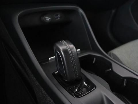 Volvo XC40 1.5 T4 Recharge Inscription Expression | Camera | Carplay | Navigatie | Keyless | Full LED | Climate control | Verwarmde voorruit | Cruise control | PHEV