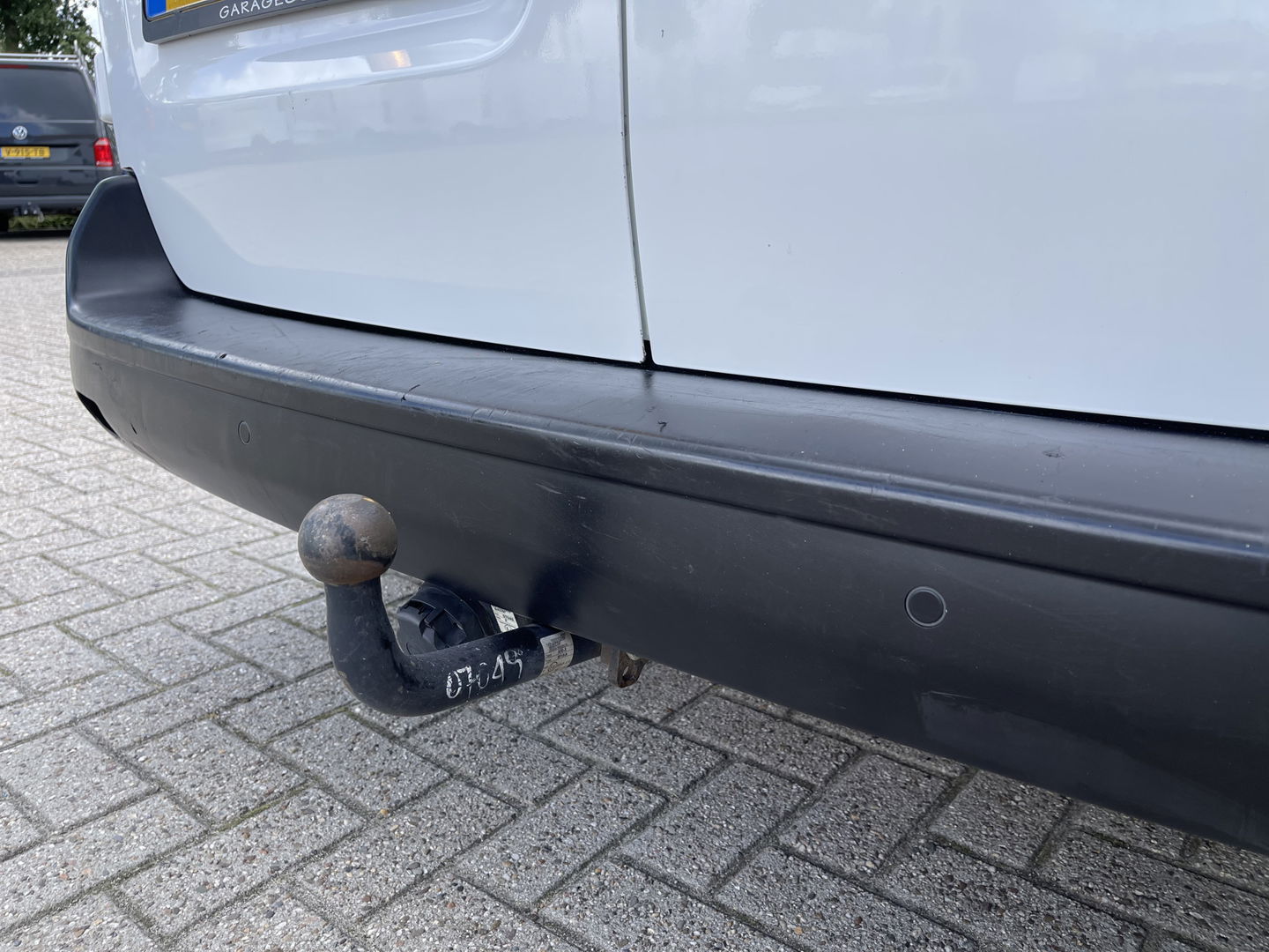 Peugeot Expert 226C 1.6 BlueHDI 95 Pro automaat / vaste prijs rijklaar € 10.950 ex btw / lease vanaf € 242 / airco / cruise / trekhaak / parkeersensoren achter / euro 6