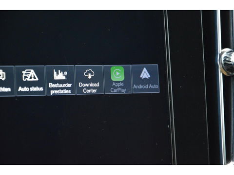 Volvo XC40 T4 Hybride Inscription | Apple CarPlay | Parkeersensoren | Cruise Control | Leer |