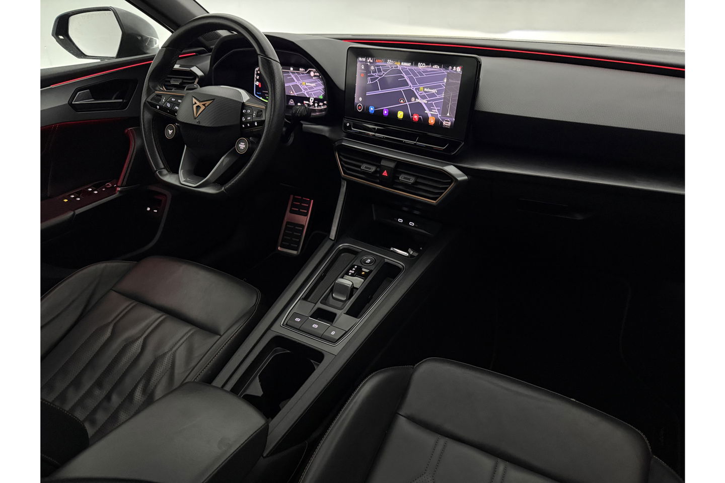 CUPRA Leon 1.4 e-Hybrid VZ Copper Edition 245PK Pano Camera LED Carplay Sfeer Virtual Clima Cruise Navi PDC 19''LMV