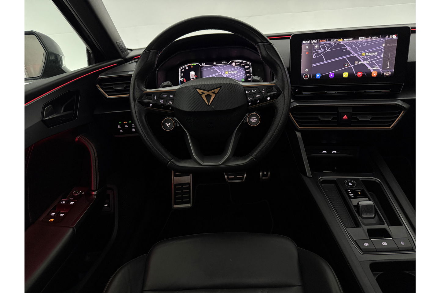 CUPRA Leon 1.4 e-Hybrid VZ Copper Edition 245PK Pano Camera LED Carplay Sfeer Virtual Clima Cruise Navi PDC 19''LMV