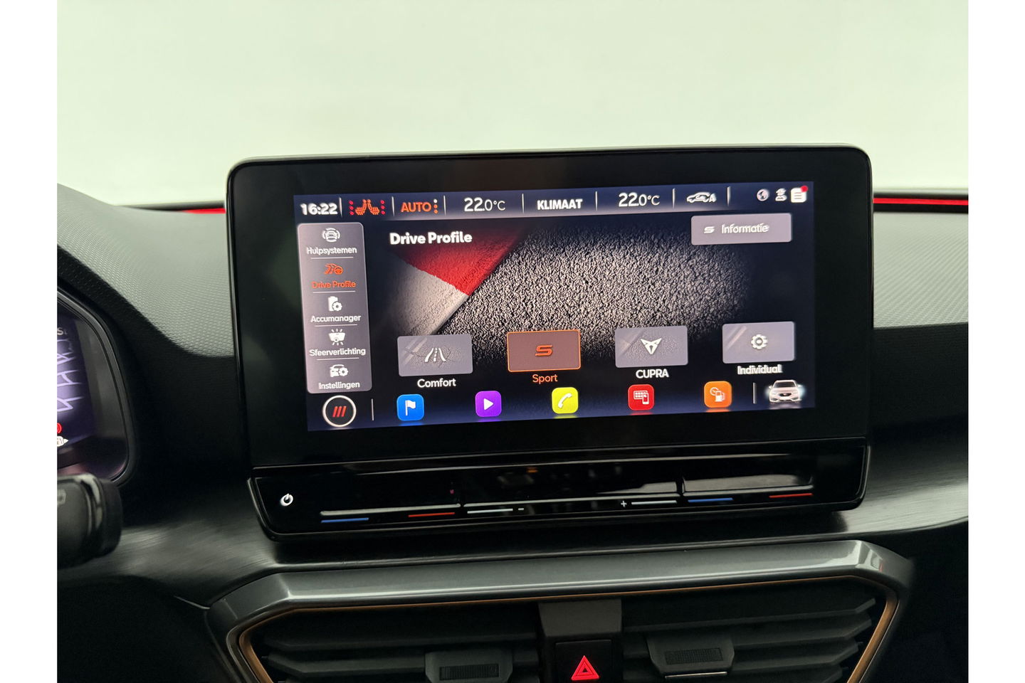 CUPRA Leon 1.4 e-Hybrid VZ Copper Edition 245PK Pano Camera LED Carplay Sfeer Virtual Clima Cruise Navi PDC 19''LMV
