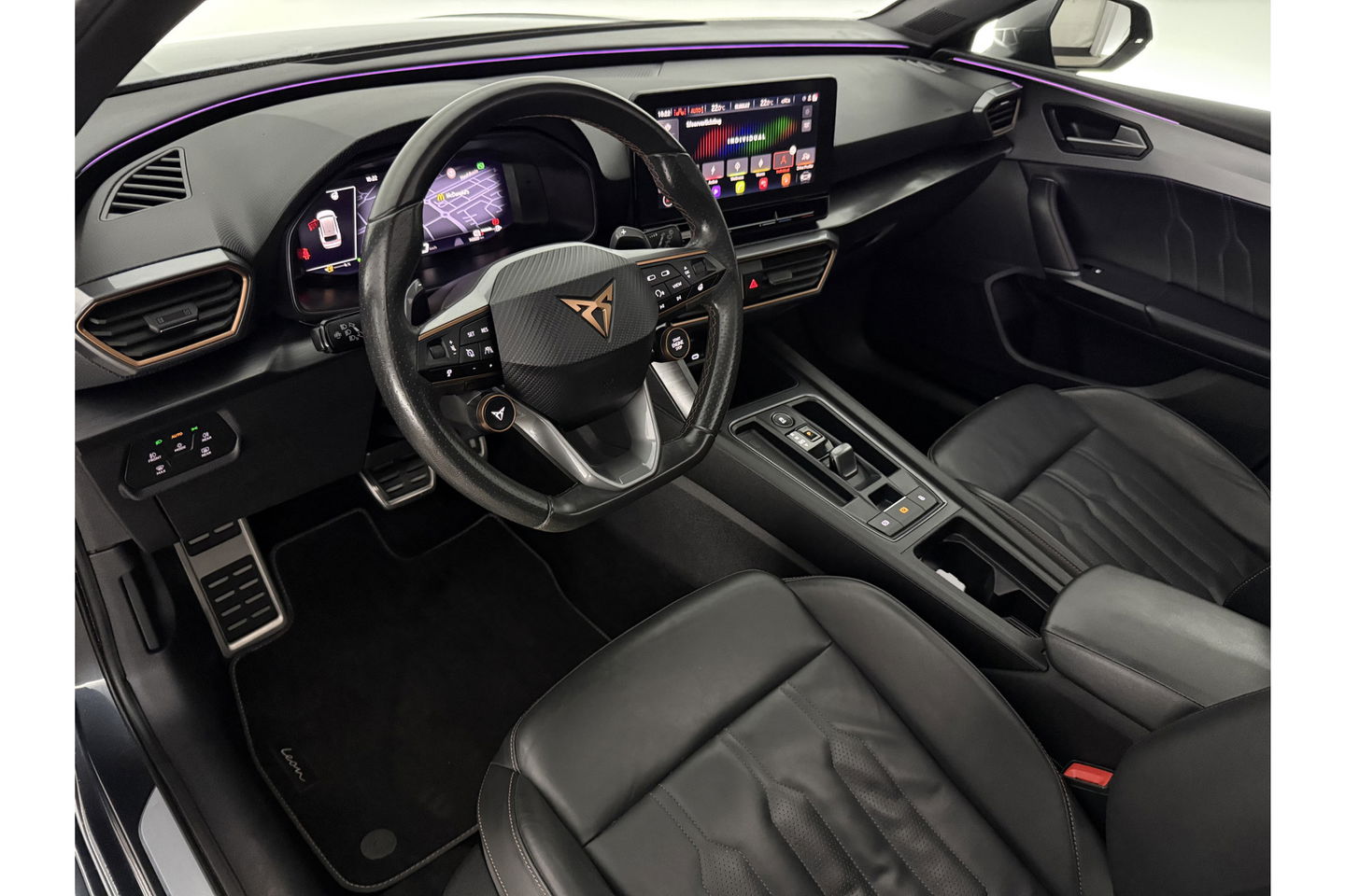 CUPRA Leon 1.4 e-Hybrid VZ Copper Edition 245PK Pano Camera LED Carplay Sfeer Virtual Clima Cruise Navi PDC 19''LMV