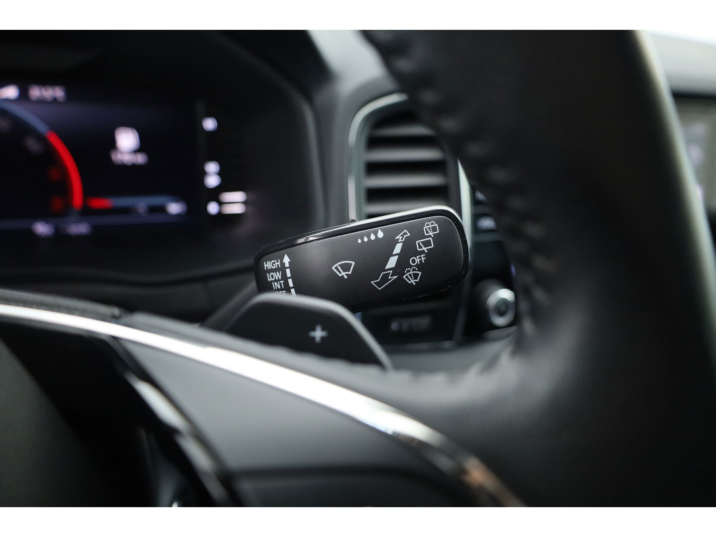 Škoda Karoq 1.5 TSI ACT Style DSG | Navi | Camera | Adapt. Cruise | Stoelverw. | Keyless | Apple CarPlay