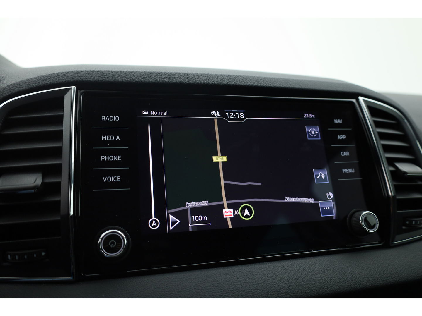 Škoda Karoq 1.5 TSI ACT Style DSG | Navi | Camera | Adapt. Cruise | Stoelverw. | Keyless | Apple CarPlay