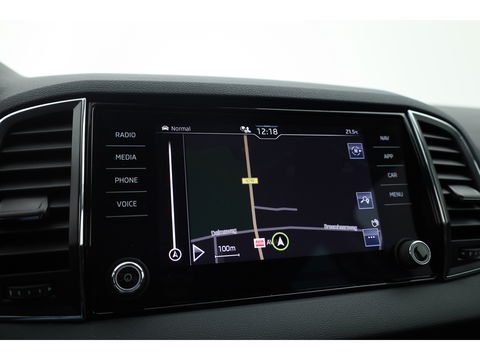 Škoda Karoq 1.5 TSI ACT Style DSG | Navi | Camera | Adapt. Cruise | Stoelverw. | Keyless | Apple CarPlay