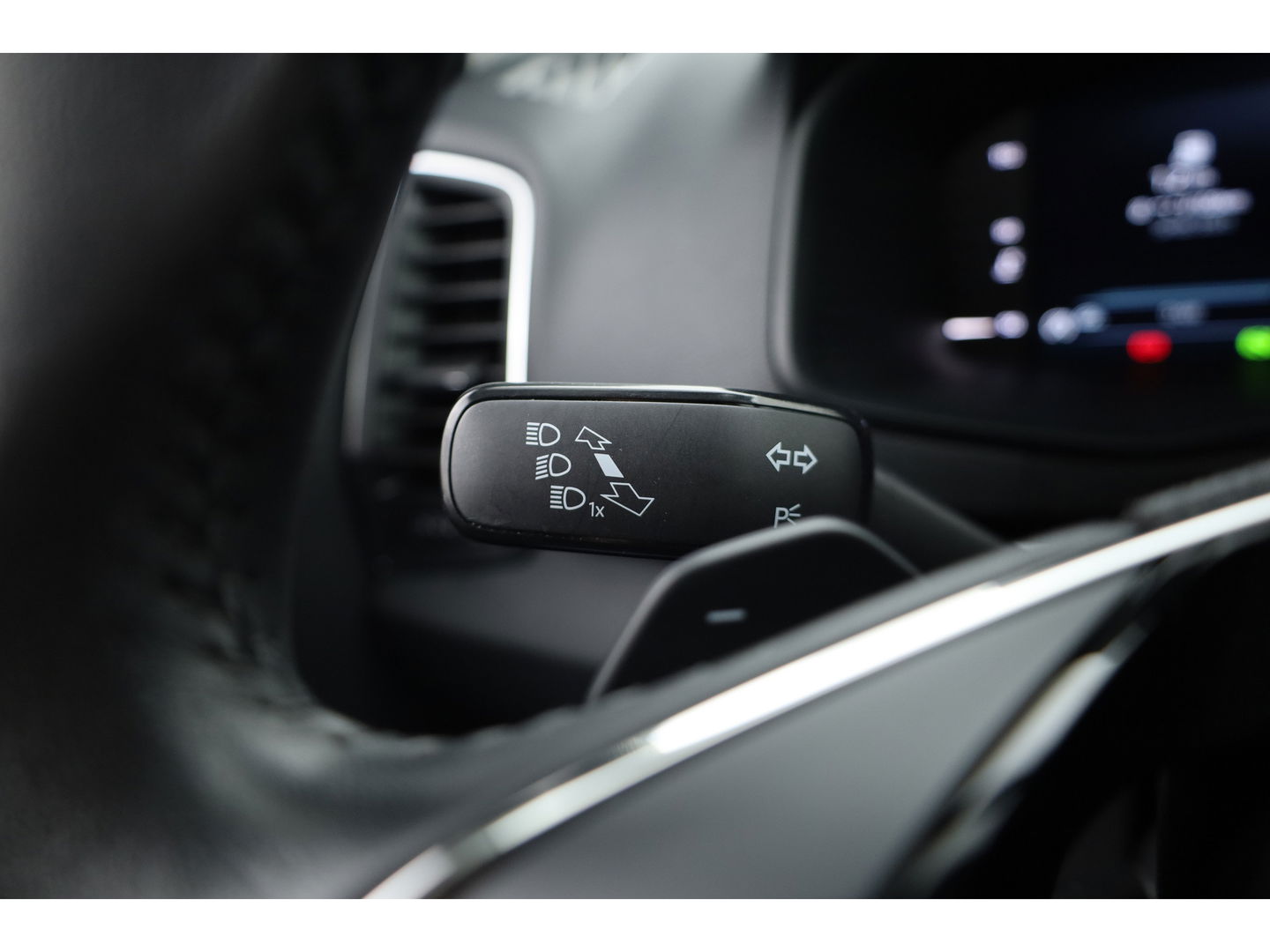 Škoda Karoq 1.5 TSI ACT Style DSG | Navi | Camera | Adapt. Cruise | Stoelverw. | Keyless | Apple CarPlay