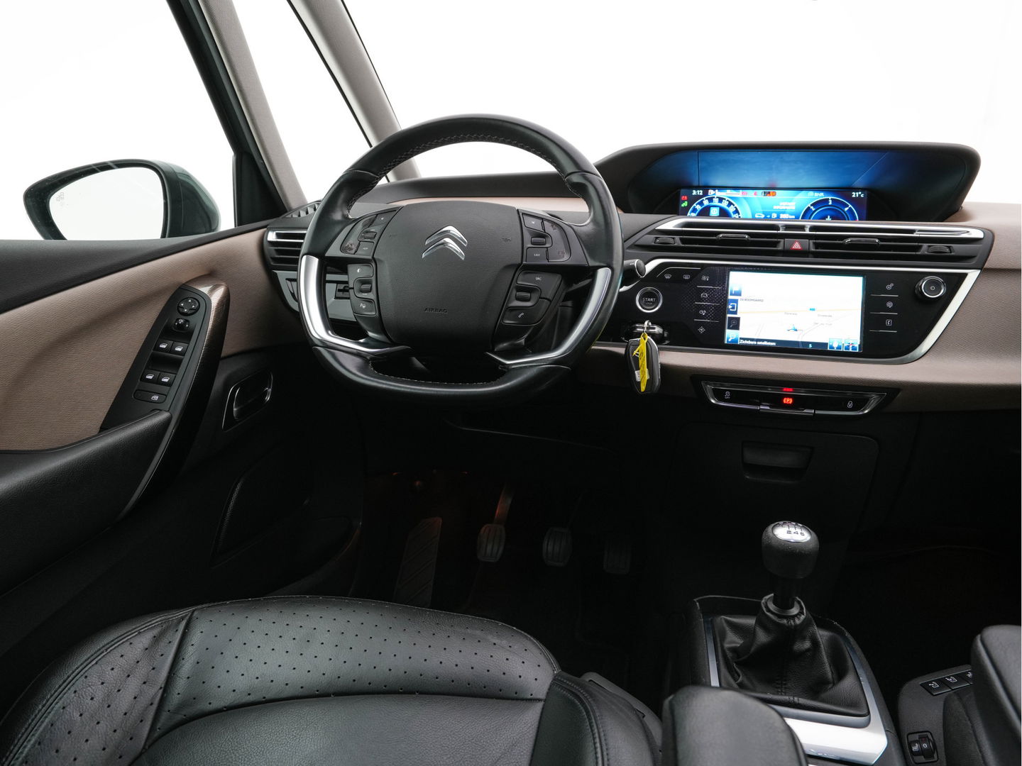 Citroën Grand C4 Picasso 2.0 BlueHDi Intensive [ 7-PERS ] *LUXURY-LEATHER| DIGI-COCKPIT | MEMORY-PACK | CAMERA | KEYLESS | HEATED-MASSAGE-COMFORT-SEATS | INFOTAINMENT-PACK | NAVI-FULLMAP | ECC | TOWBAR | 17''ALU *