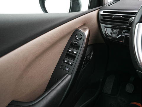 Citroën Grand C4 Picasso 2.0 BlueHDi Intensive [ 7-PERS ] *LUXURY-LEATHER| DIGI-COCKPIT | MEMORY-PACK | CAMERA | KEYLESS | HEATED-MASSAGE-COMFORT-SEATS | INFOTAINMENT-PACK | NAVI-FULLMAP | ECC | TOWBAR | 17''ALU *