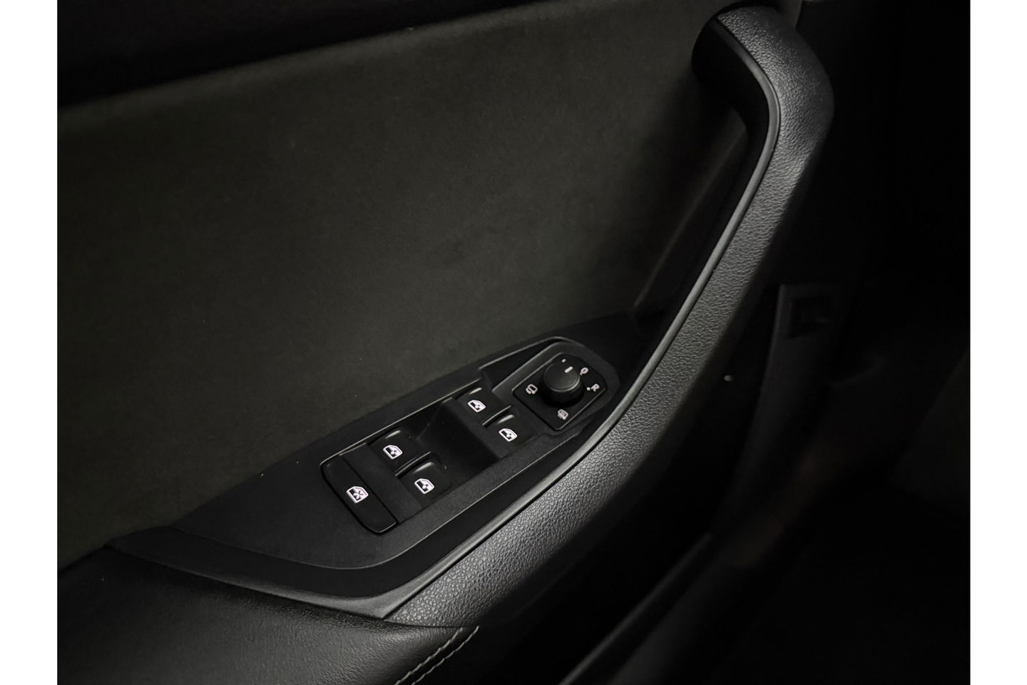 Škoda Kodiaq 1.5 TSI 150PK Sportline 7p Pano LED Sfeer Camera Virtual Carplay Memory Clima Cruise Navi PDC 19''LMV