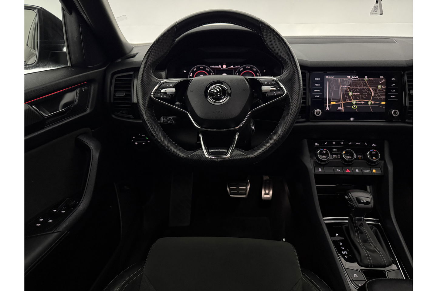 Škoda Kodiaq 1.5 TSI 150PK Sportline 7p Pano LED Sfeer Camera Virtual Carplay Memory Clima Cruise Navi PDC 19''LMV