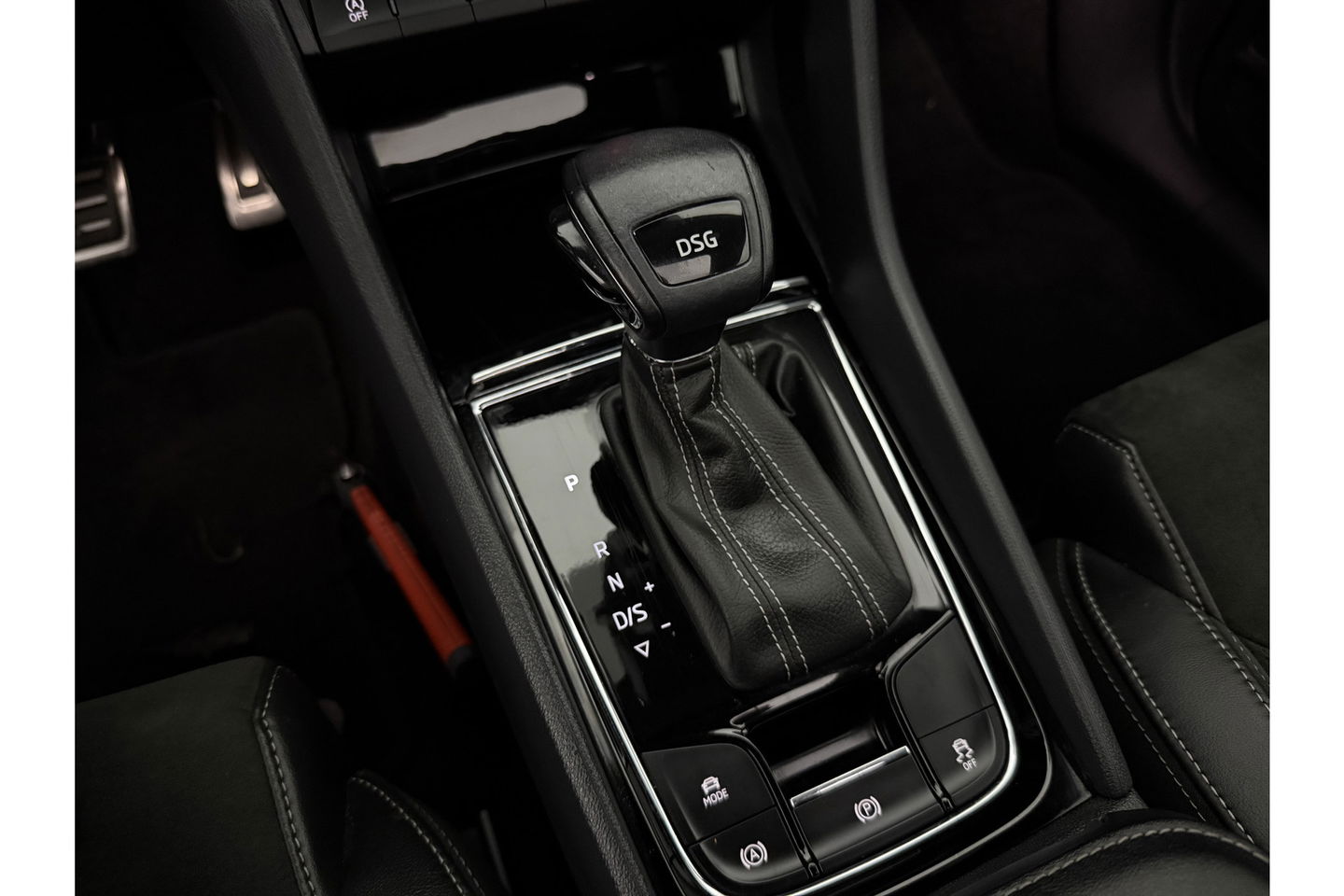 Škoda Kodiaq 1.5 TSI 150PK Sportline 7p Pano LED Sfeer Camera Virtual Carplay Memory Clima Cruise Navi PDC 19''LMV