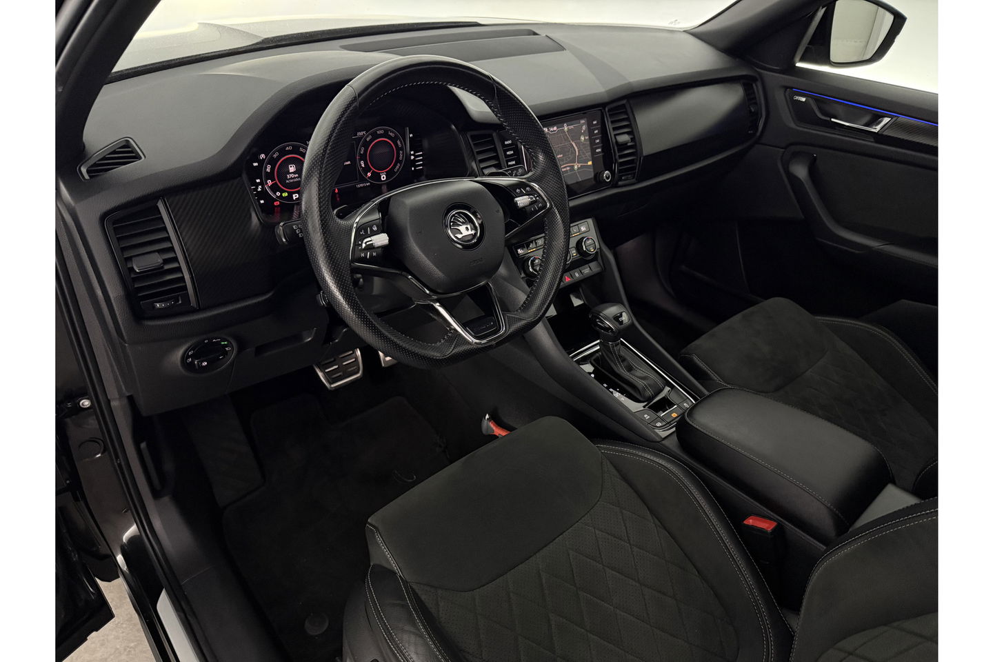 Škoda Kodiaq 1.5 TSI 150PK Sportline 7p Pano LED Sfeer Camera Virtual Carplay Memory Clima Cruise Navi PDC 19''LMV