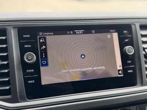 Volkswagen Crafter 35 2.0 TDI L4H3 LAADKLEP / AUTOMAAT / CAMERA / NAVI / CARPLAY
