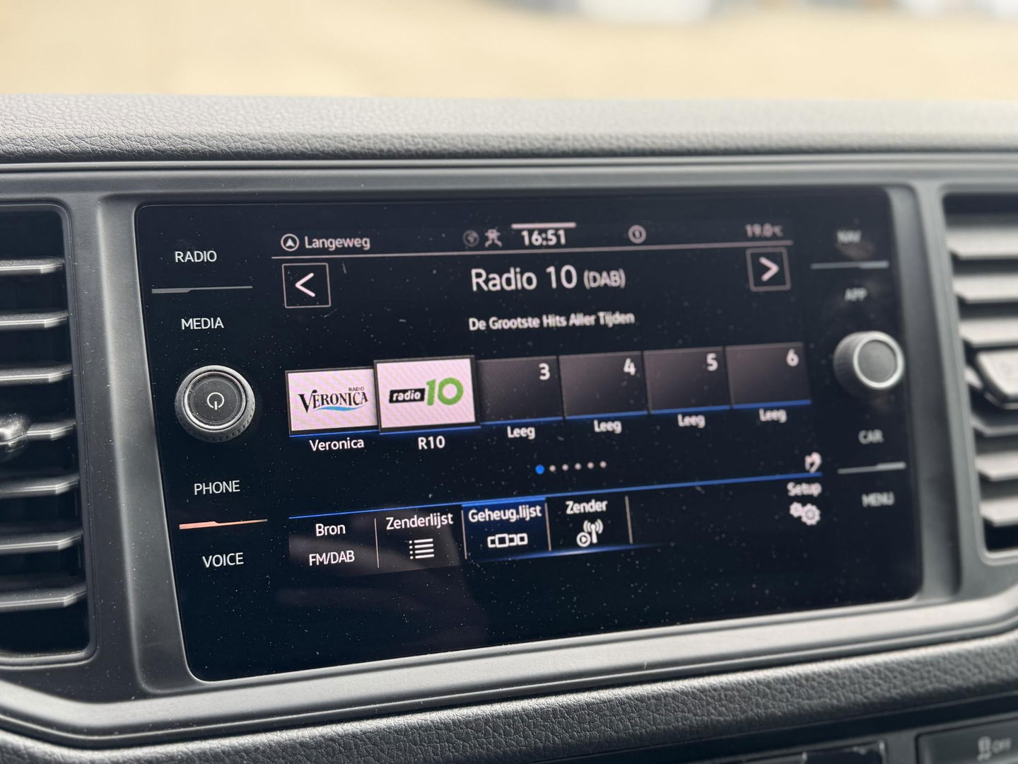 Volkswagen Crafter 35 2.0 TDI L4H3 LAADKLEP / AUTOMAAT / CAMERA / NAVI / CARPLAY