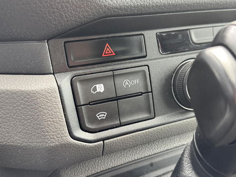 Volkswagen Crafter 35 2.0 TDI L4H3 LAADKLEP / AUTOMAAT / CAMERA / NAVI / CARPLAY