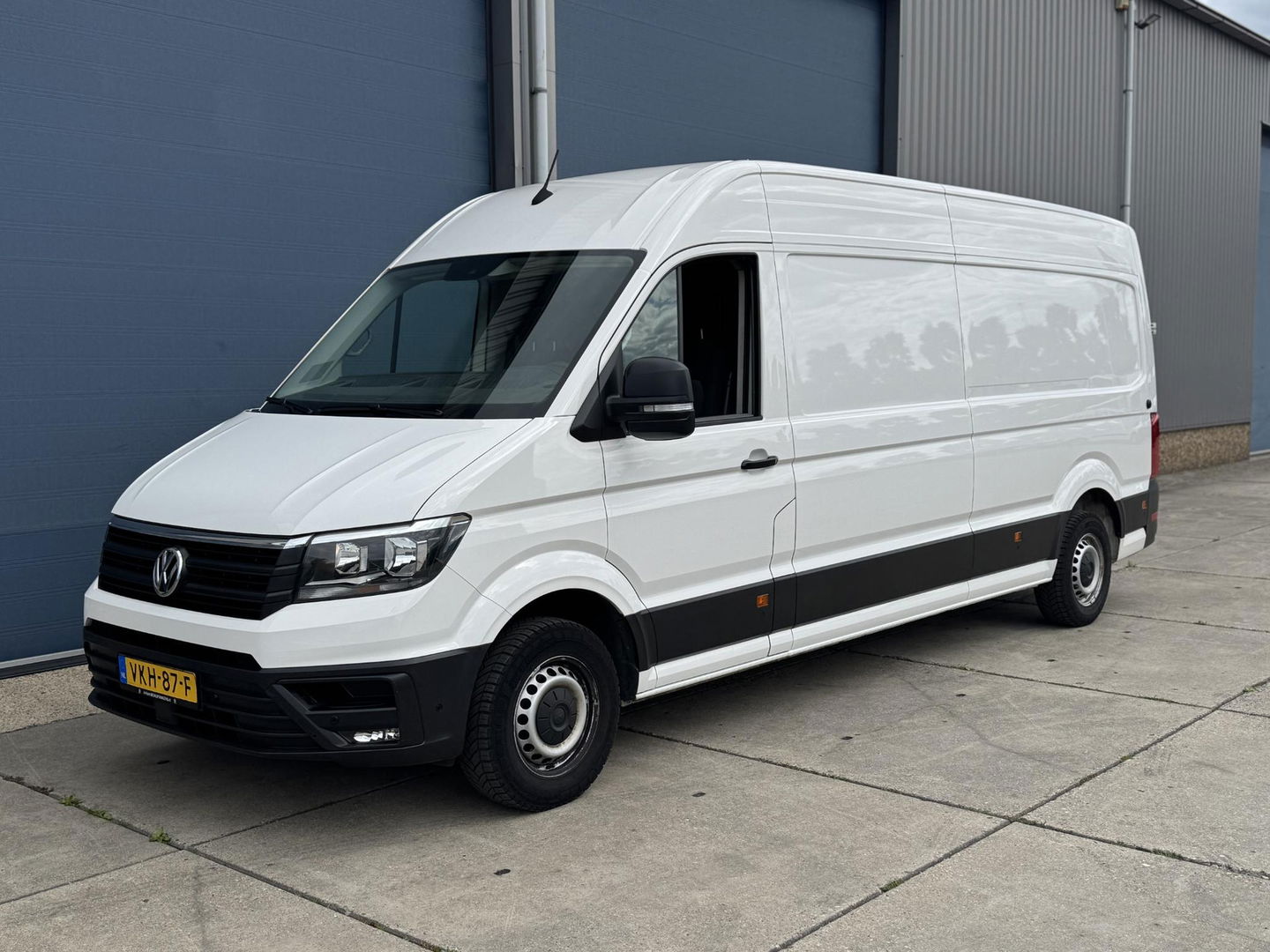 Volkswagen Crafter 35 2.0 TDI L4H3 LAADKLEP / AUTOMAAT / CAMERA / NAVI / CARPLAY