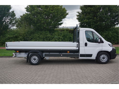 Fiat Ducato MAXI 35 180PK AUT Series 10 Open laadbak BPM VRIJ 10" Navi, Climate, LED!! NR. 433