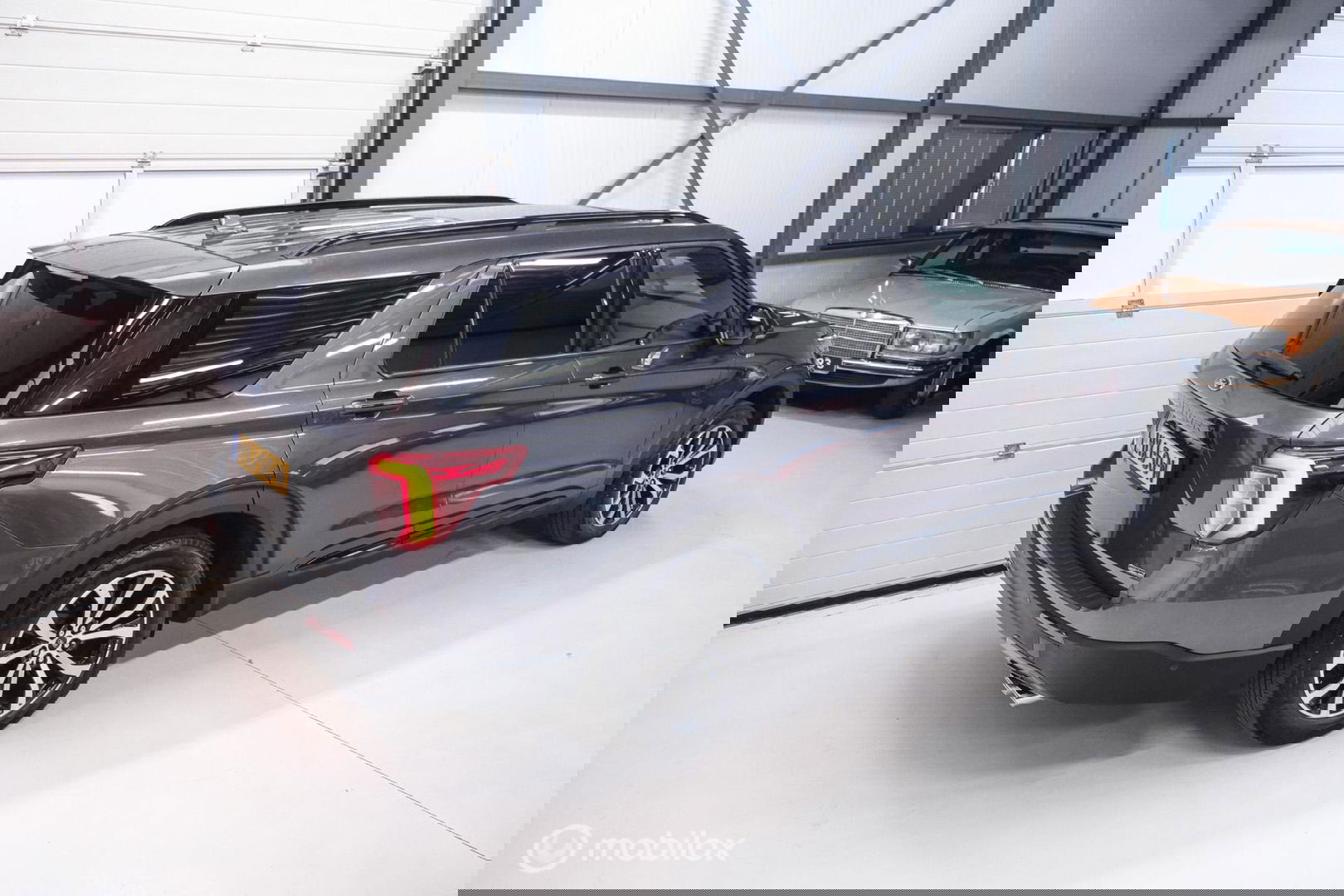 Ford Explorer 3.0 V6 EcoBoost PHEV ST-Line | Trekhaak | 360 cam | Massage | B&O Audio | VOL opties | rijklaarprijs |