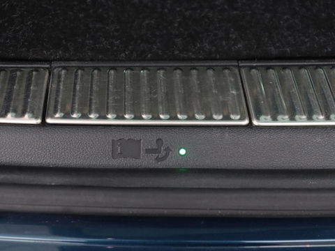 Škoda Superb 1.4 TSI iV Laurin & Klement | Panoramadak | Stoelventilatie | Leder | Camera | Trekhaak | Massage | Adaptive cruise | Virtual Cockpit | Canton Sound | Carplay | 19'' lichtmetalen velgen | PHEV