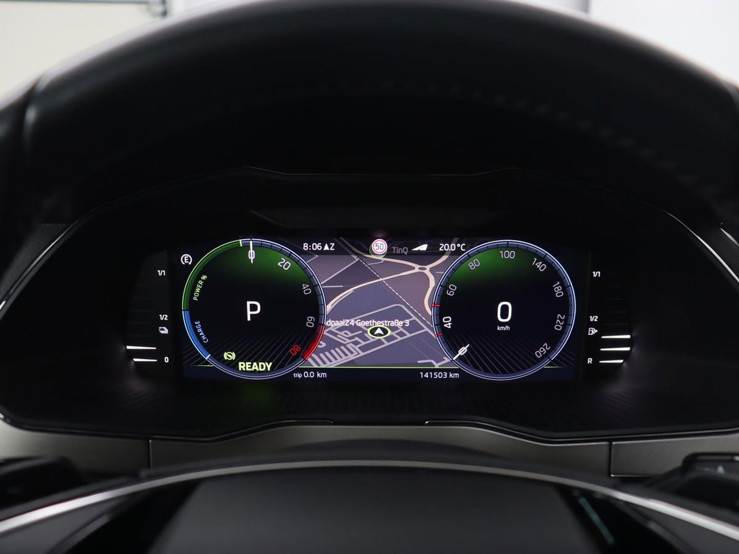 Škoda Superb 1.4 TSI iV Laurin & Klement | Panoramadak | Stoelventilatie | Leder | Camera | Trekhaak | Massage | Adaptive cruise | Virtual Cockpit | Canton Sound | Carplay | 19'' lichtmetalen velgen | PHEV
