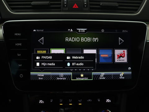Škoda Superb 1.4 TSI iV Laurin & Klement | Panoramadak | Stoelventilatie | Leder | Camera | Trekhaak | Massage | Adaptive cruise | Virtual Cockpit | Canton Sound | Carplay | 19'' lichtmetalen velgen | PHEV