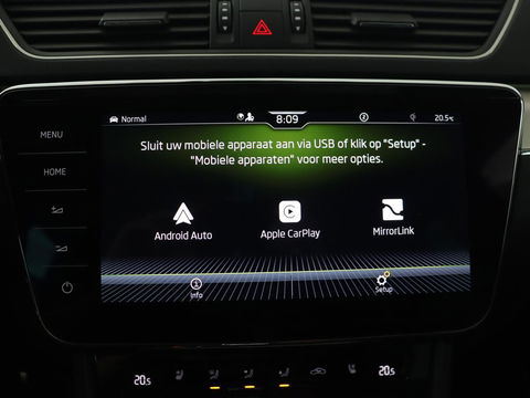 Škoda Superb 1.4 TSI iV Laurin & Klement | Panoramadak | Stoelventilatie | Leder | Camera | Trekhaak | Massage | Adaptive cruise | Virtual Cockpit | Canton Sound | Carplay | 19'' lichtmetalen velgen | PHEV