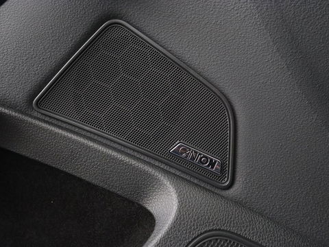 Škoda Superb 1.4 TSI iV Laurin & Klement | Panoramadak | Stoelventilatie | Leder | Camera | Trekhaak | Massage | Adaptive cruise | Virtual Cockpit | Canton Sound | Carplay | 19'' lichtmetalen velgen | PHEV