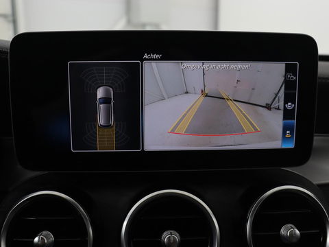 Mercedes-Benz C-Klasse 300e Avantgarde | Panoramadak | Leder Exclusief | Burmester Surround | Stoelverwarming | Camera | Carplay | Dodehoek detectie | Navigatie | Full LED