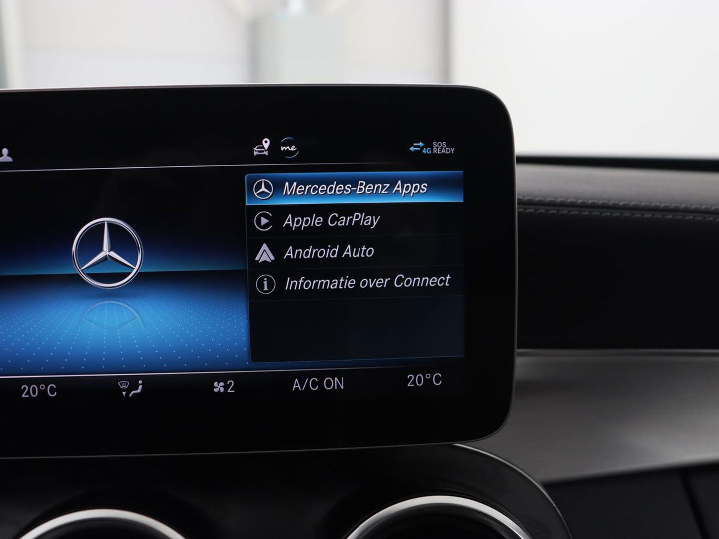Mercedes-Benz C-Klasse 300e Avantgarde | Panoramadak | Leder Exclusief | Burmester Surround | Stoelverwarming | Camera | Carplay | Dodehoek detectie | Navigatie | Full LED