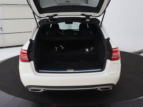 Mercedes-Benz C-Klasse 300e Avantgarde | Panoramadak | Leder Exclusief | Burmester Surround | Stoelverwarming | Camera | Carplay | Dodehoek detectie | Navigatie | Full LED