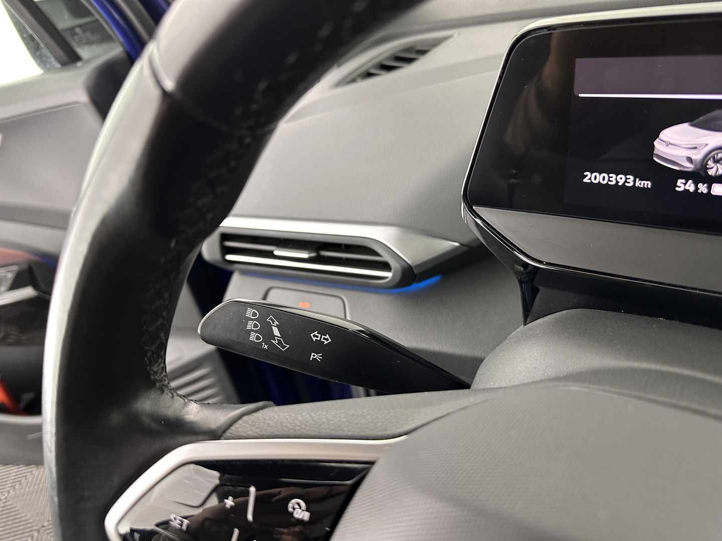 Volkswagen ID.4 First Max 77 kWh [ 3-Fase ] (INCL.BTW) Aut. *PANO | HEAD-UP | 1/2LEATHER | FULL-LED | MEMORY-PACK | TOP-VIEW | BLIND-SPOT | HEATED-SPORTSEATS | DIGI-COCKPIT | DAB+ | 21''ALU*