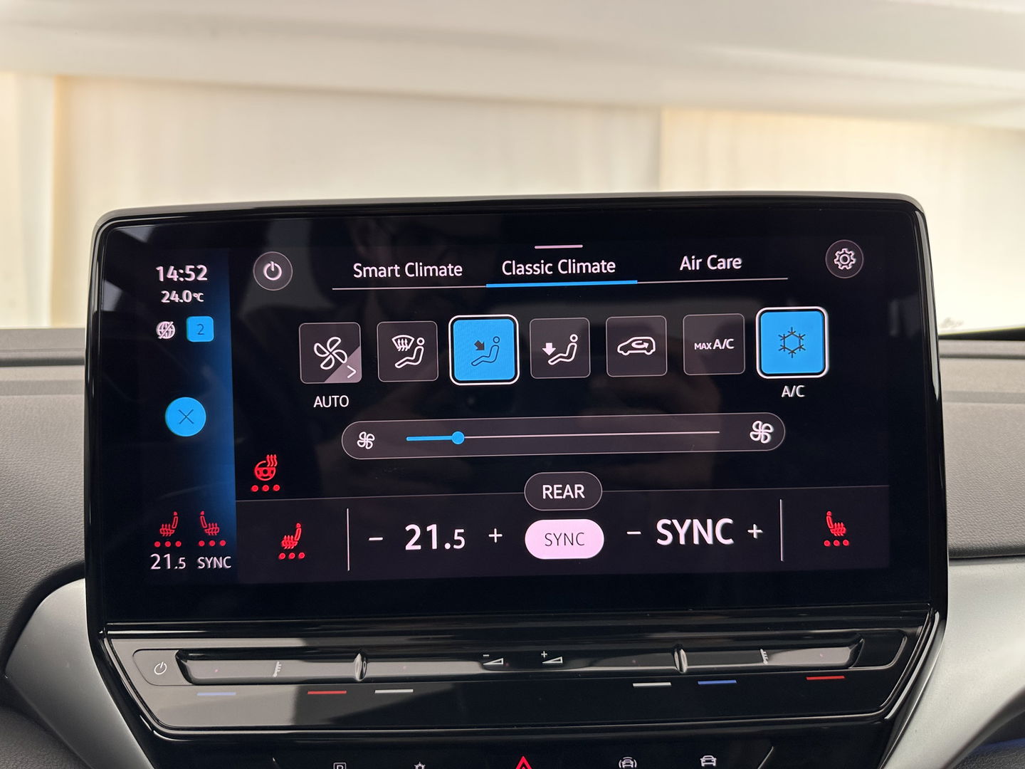 Volkswagen ID.4 First Max 77 kWh [ 3-Fase ] (INCL.BTW) Aut. *PANO | HEAD-UP | 1/2LEATHER | FULL-LED | MEMORY-PACK | TOP-VIEW | BLIND-SPOT | HEATED-SPORTSEATS | DIGI-COCKPIT | DAB+ | 21''ALU*