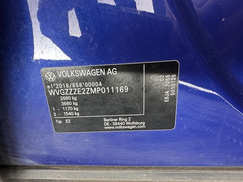 Volkswagen ID.4 First Max 77 kWh [ 3-Fase ] (INCL.BTW) Aut. *PANO | HEAD-UP | 1/2LEATHER | FULL-LED | MEMORY-PACK | TOP-VIEW | BLIND-SPOT | HEATED-SPORTSEATS | DIGI-COCKPIT | DAB+ | 21''ALU*