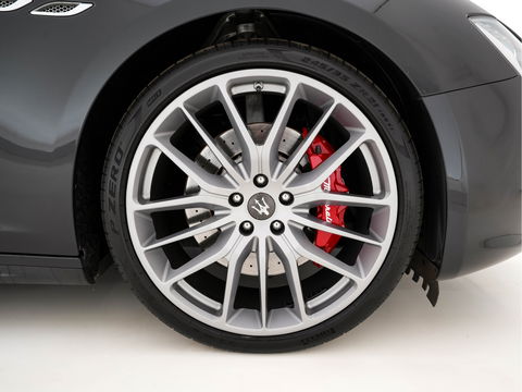Maserati Ghibli 3.0 S Q4 Sports-Pack Aut. *LUXURY-LEATHER | BI-XENON | HARMAN/KARDON-SOUNDSYTEM | NAVI-FULLMAP | HEATED-SPORTSEATS | SHIFT-PADDLES | KEYLESS | CAMERA | ECC | PDC | CRUISE | 21''ALU*