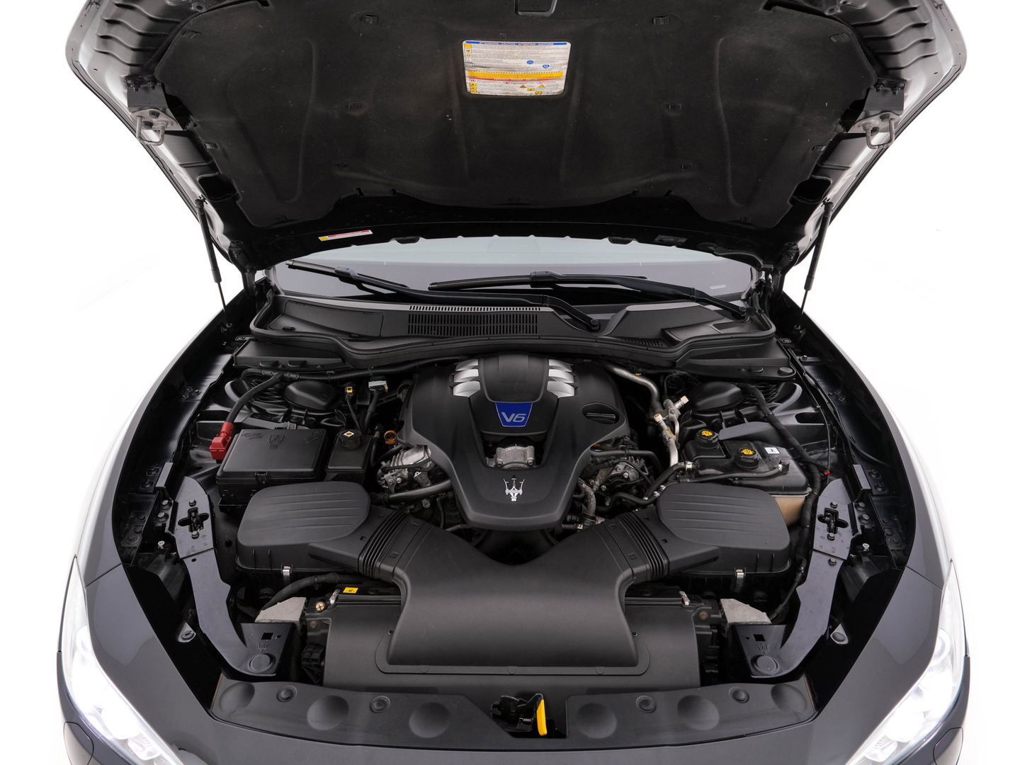 Maserati Ghibli 3.0 S Q4 Sports-Pack Aut. *LUXURY-LEATHER | BI-XENON | HARMAN/KARDON-SOUNDSYTEM | NAVI-FULLMAP | HEATED-SPORTSEATS | SHIFT-PADDLES | KEYLESS | CAMERA | ECC | PDC | CRUISE | 21''ALU*