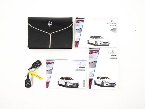 Maserati Ghibli 3.0 S Q4 Sports-Pack Aut. *LUXURY-LEATHER | BI-XENON | HARMAN/KARDON-SOUNDSYTEM | NAVI-FULLMAP | HEATED-SPORTSEATS | SHIFT-PADDLES | KEYLESS | CAMERA | ECC | PDC | CRUISE | 21''ALU*