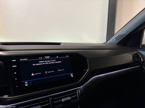 Volkswagen T-Cross 1.0 TSI R-Line KEYLESS CAM BEATS