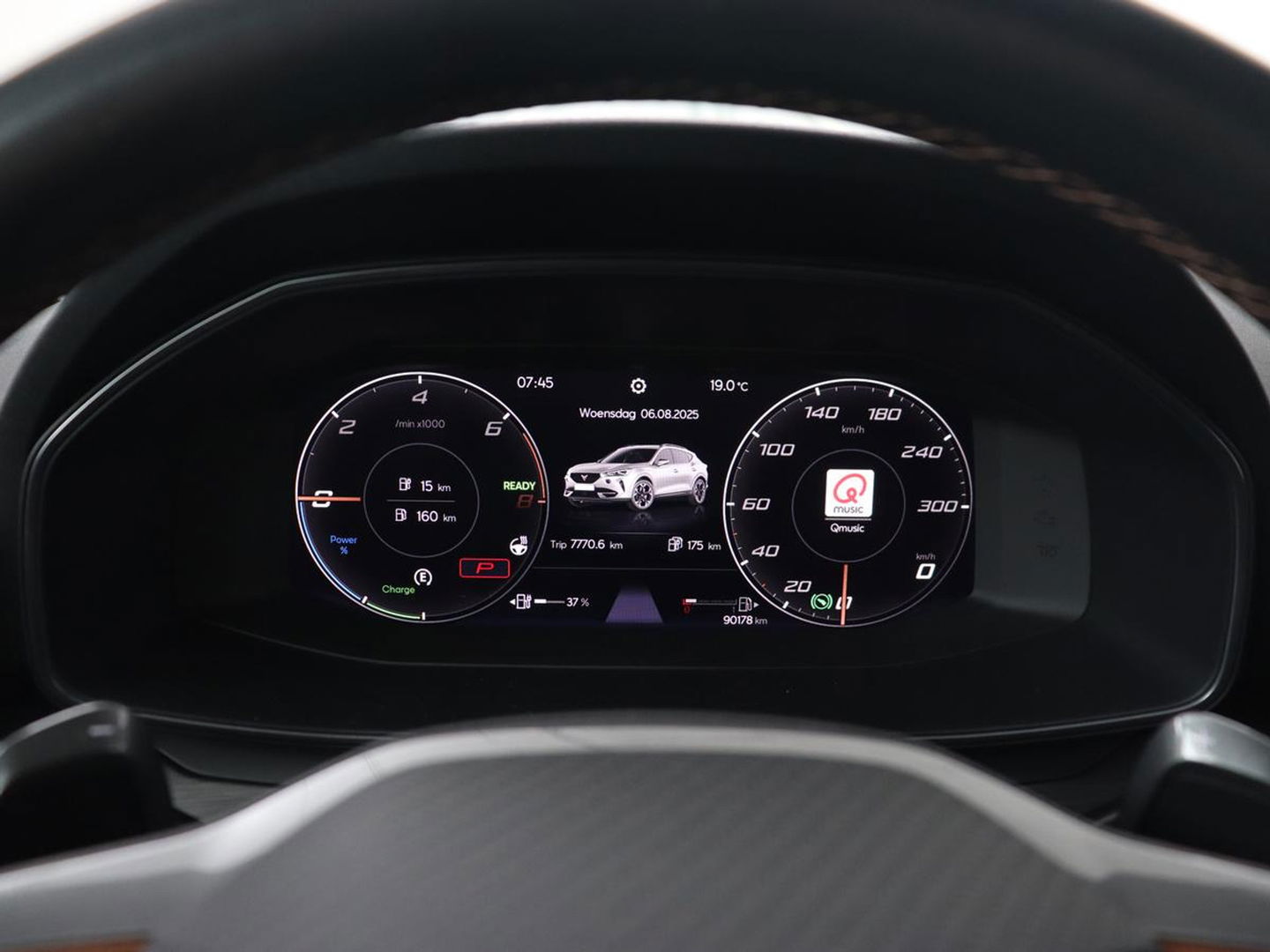 CUPRA Formentor 1.4 e-Hybrid | Leder | Trekhaak | Stoel & stuurverwarming | Carplay | Camera | Memory | Sfeerverlichting | Keyless | Full LED | PHEV