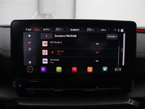 CUPRA Formentor 1.4 e-Hybrid | Leder | Trekhaak | Stoel & stuurverwarming | Carplay | Camera | Memory | Sfeerverlichting | Keyless | Full LED | PHEV