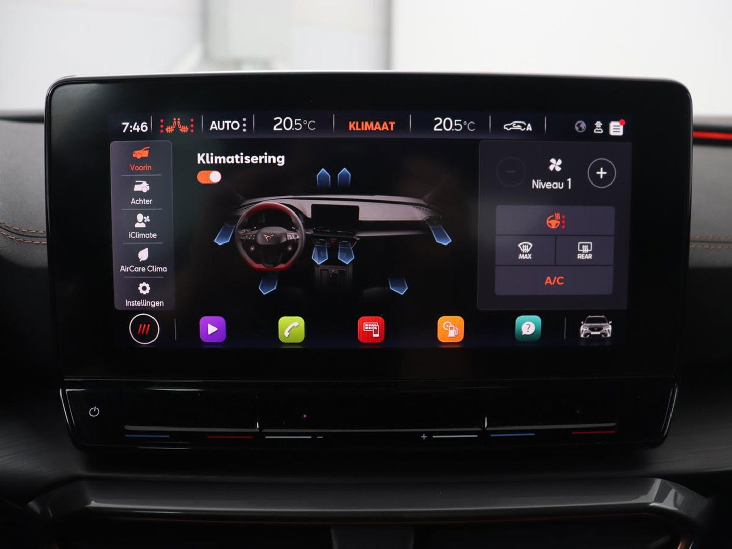 CUPRA Formentor 1.4 e-Hybrid | Leder | Trekhaak | Stoel & stuurverwarming | Carplay | Camera | Memory | Sfeerverlichting | Keyless | Full LED | PHEV